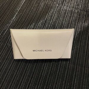 🔴 Michael Kors Glasses/sunglasses Case